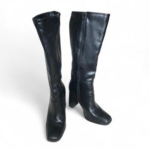 Forever 21 Sleek Black Heeled Boots
